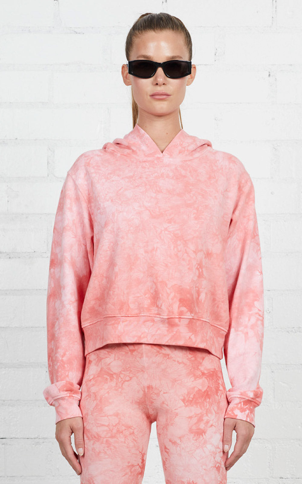 Cotton Citizen Milan Hoodie Dahlia Crystal