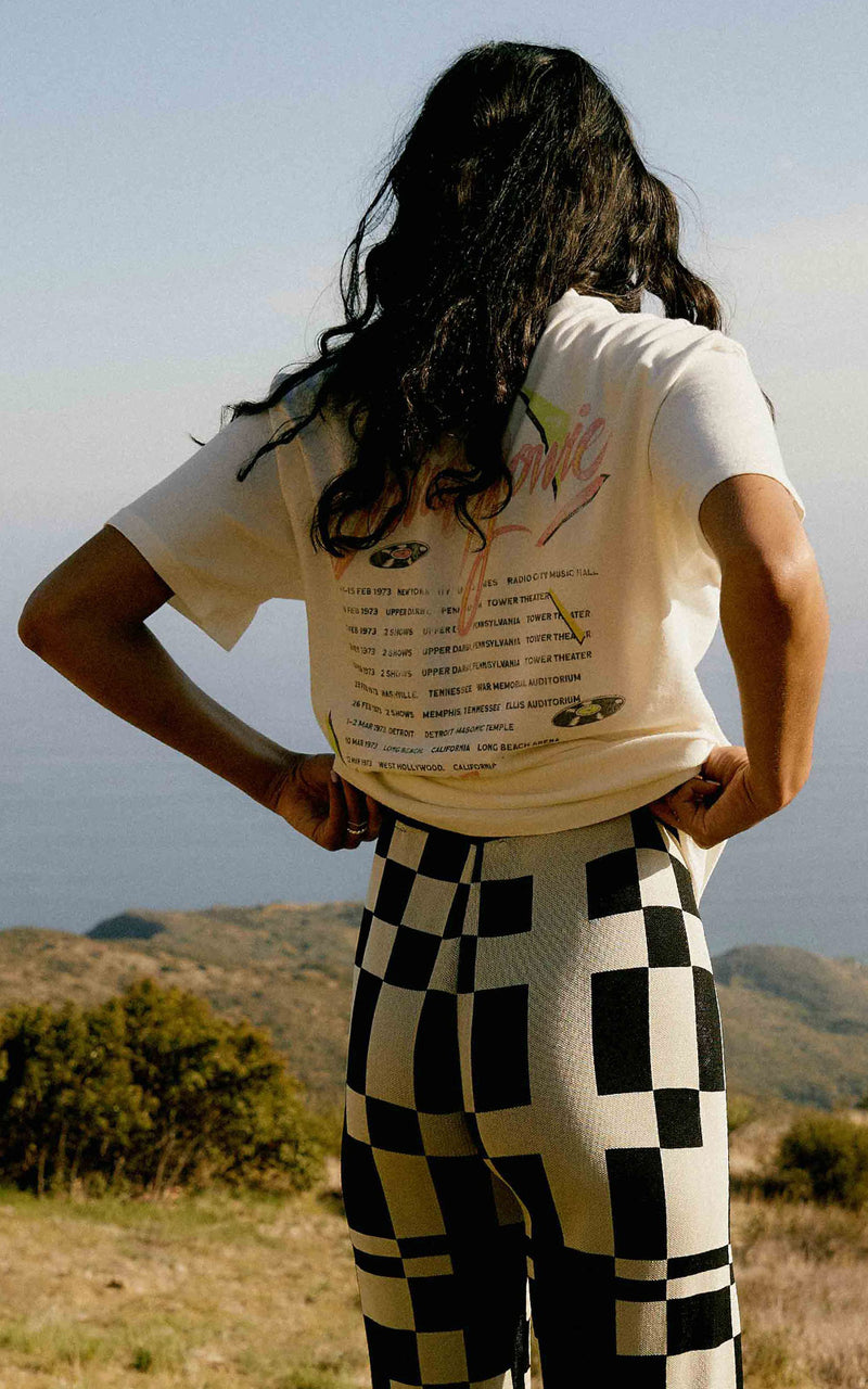 Daydreamer David Bowie 1973 Weekend Tee | Vintage White