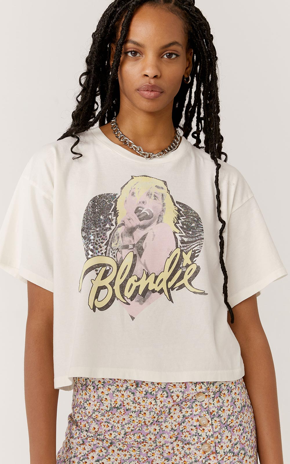 Daydreamer Blondie Animal Heart Boxy Crop Tee | Vintage White